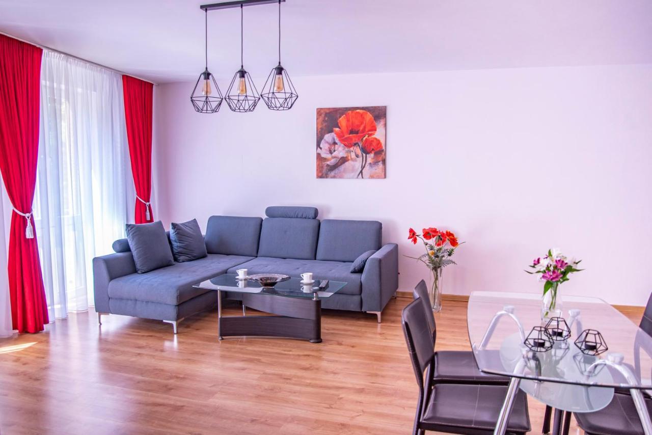 Apartamenty Kornel بوبيروفو المظهر الخارجي الصورة