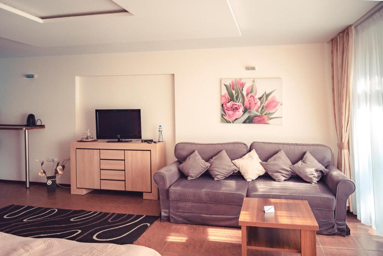 Apartamenty Kornel بوبيروفو المظهر الخارجي الصورة