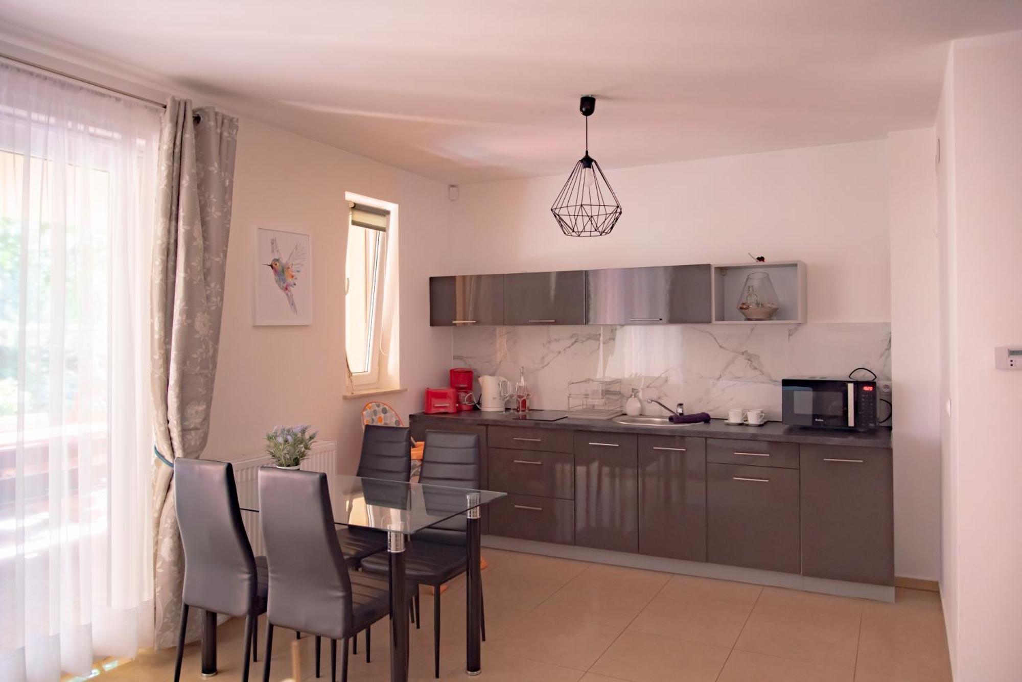 Apartamenty Kornel بوبيروفو المظهر الخارجي الصورة